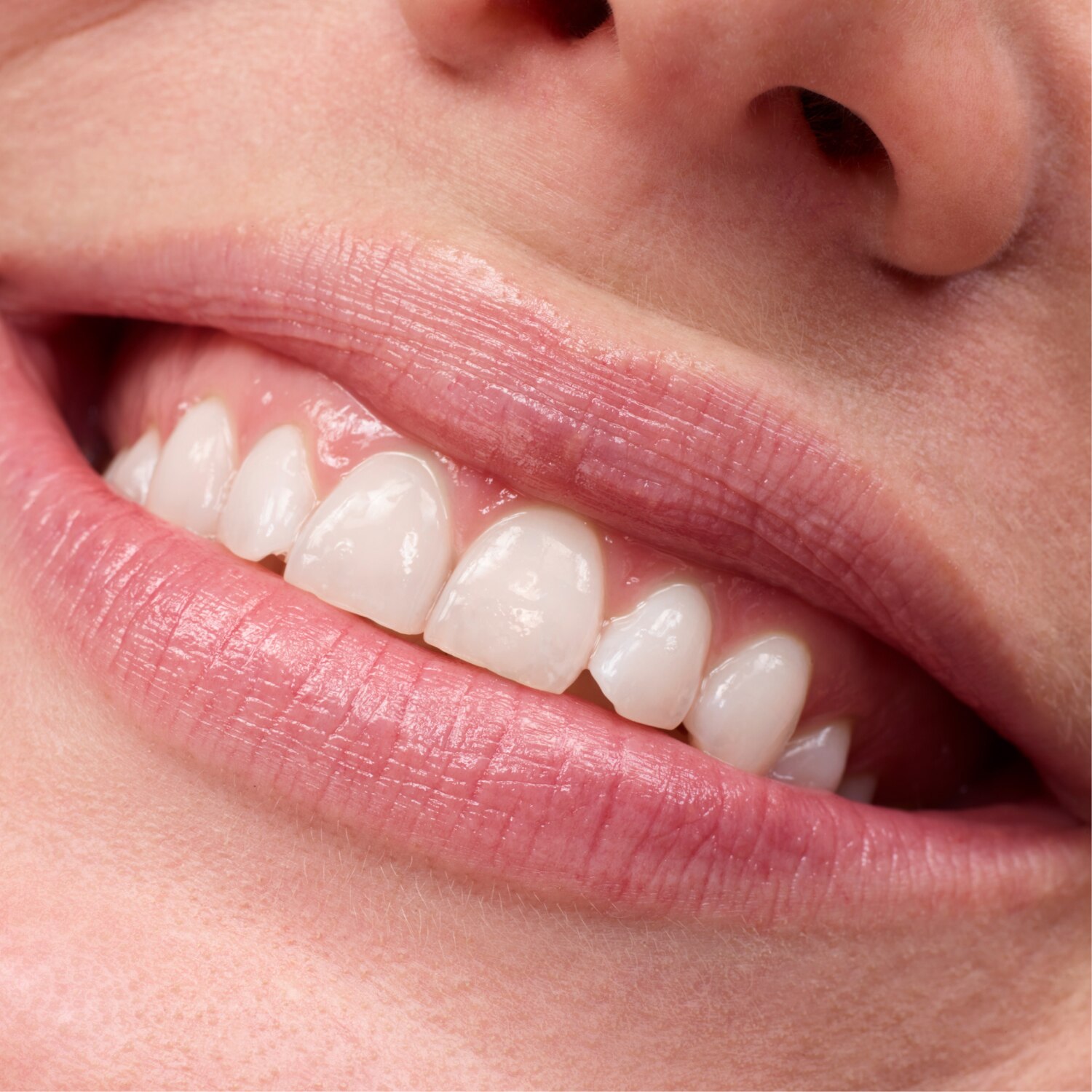BALM DOTCOM (BÁLSAMO LABIAL HIDRATANTE)